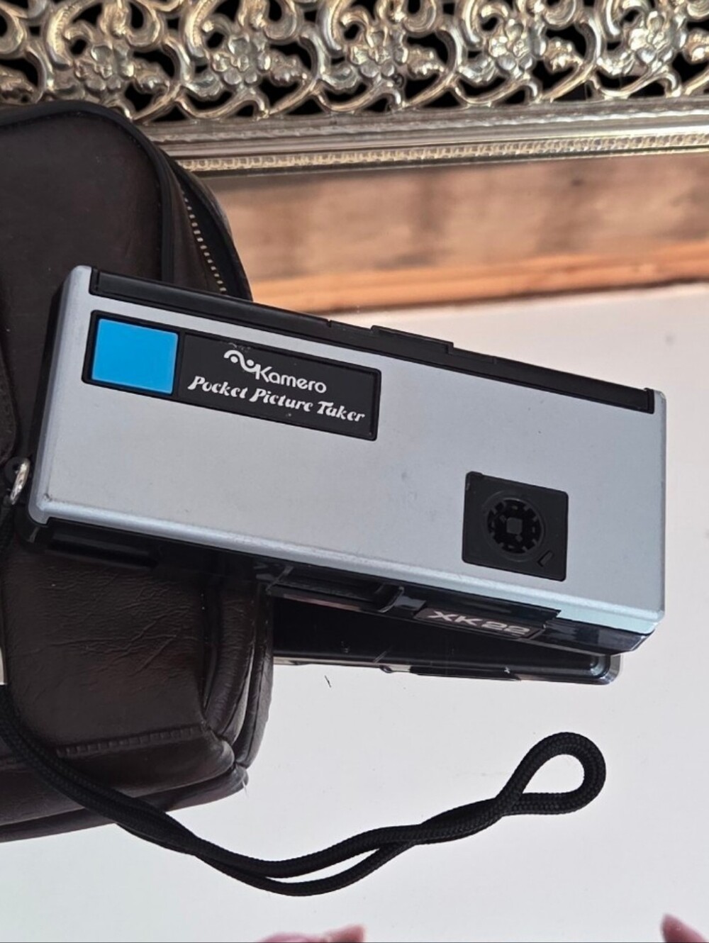 Vintage Kamero Pocket Picture Taker & Carry Case